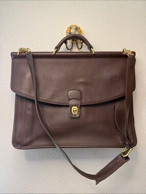 Vintage Coach Brown Leather Briefcase Shoulder Bag, never used